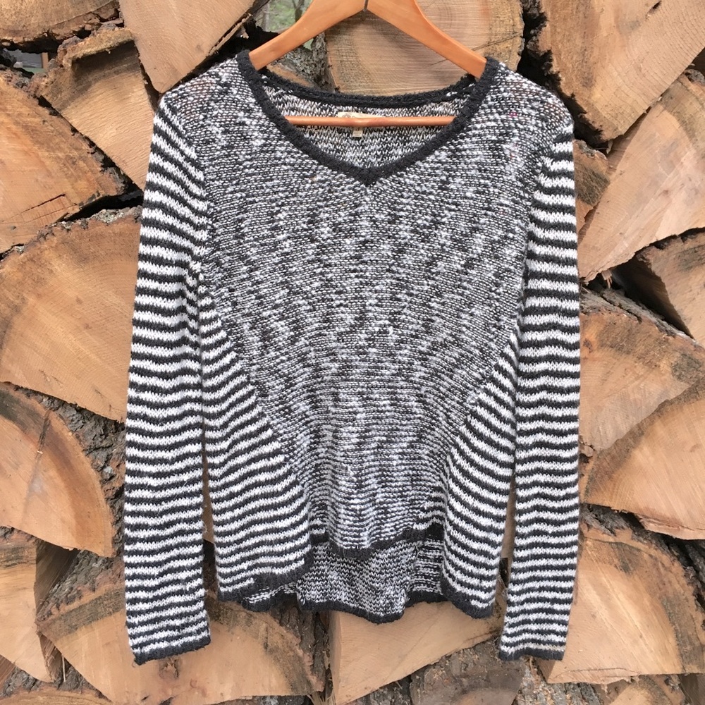 Democracy sweater black white stripe long sleeve S